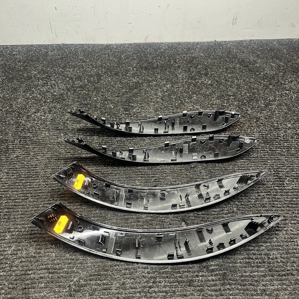 ☑️ 12-18 BMW F30 320i 328i 428i Door Handle Trim Cover Molding Set OEM