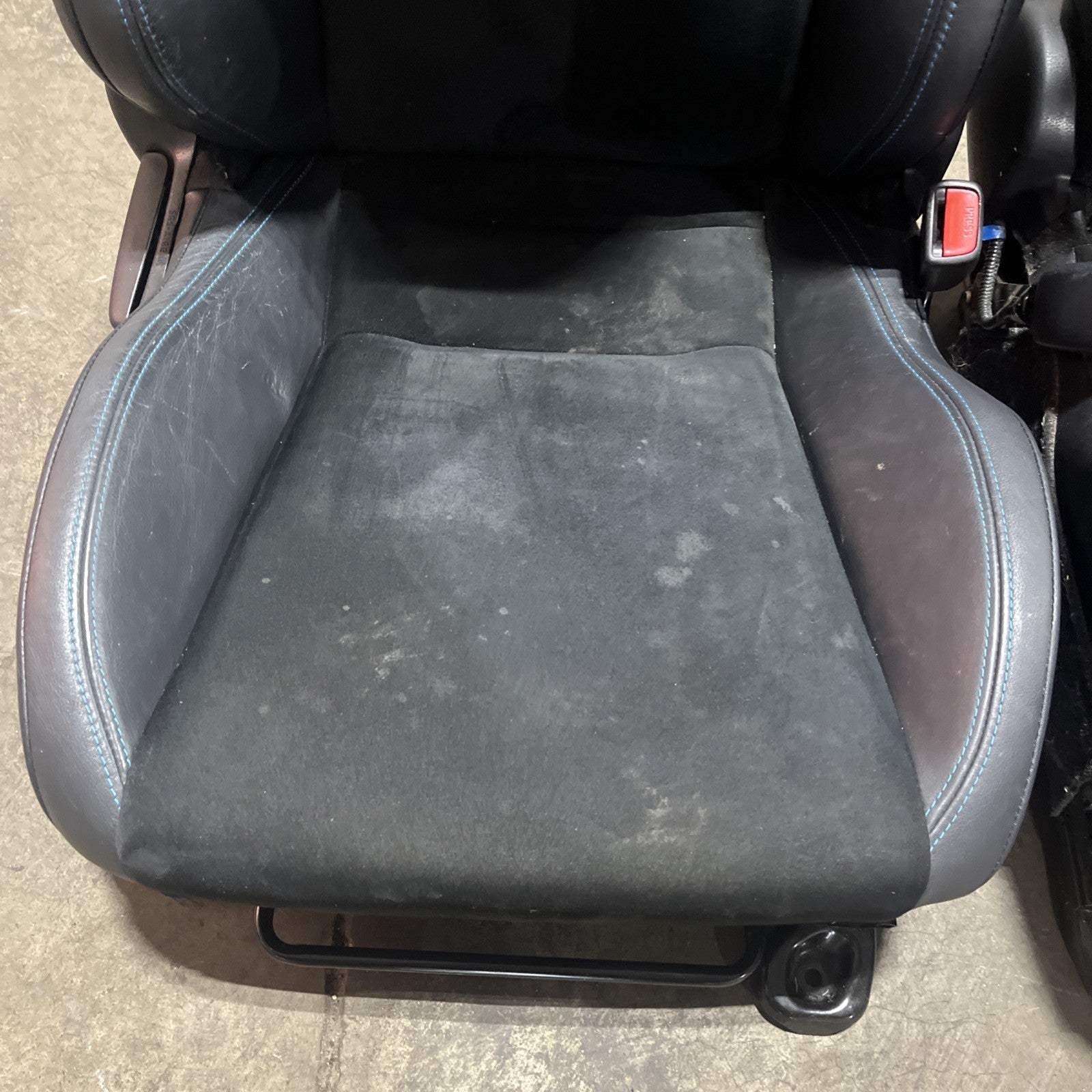 ☑️2013-2020 Toyota 86 BRZ FRS Series Hyper Blue M3Y Seat Set Pair Left Right OEM