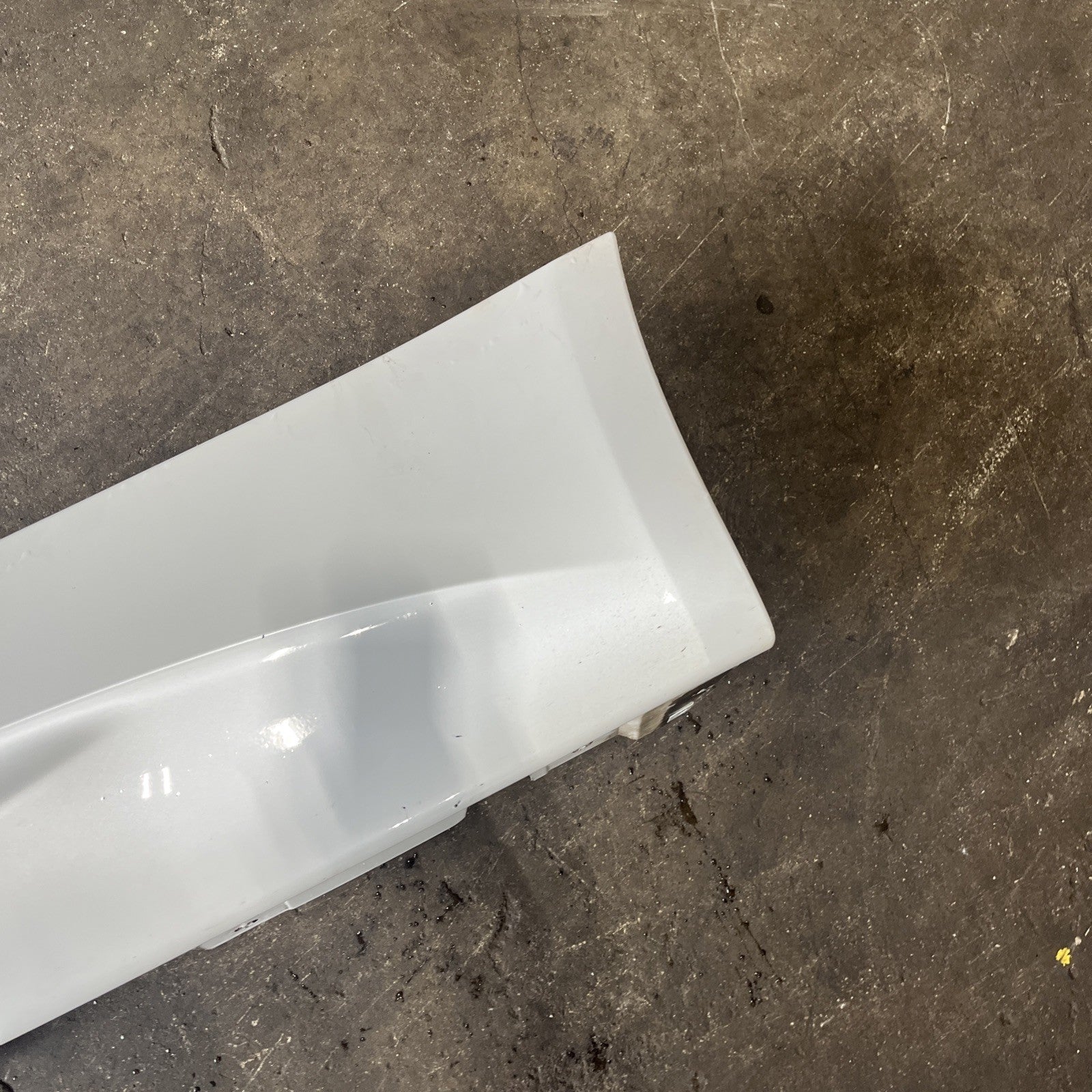 ☑️ 07-13 OEM BMW E92 E93 M3 Left Driver Side Skirt Rocker Panel Mineral White