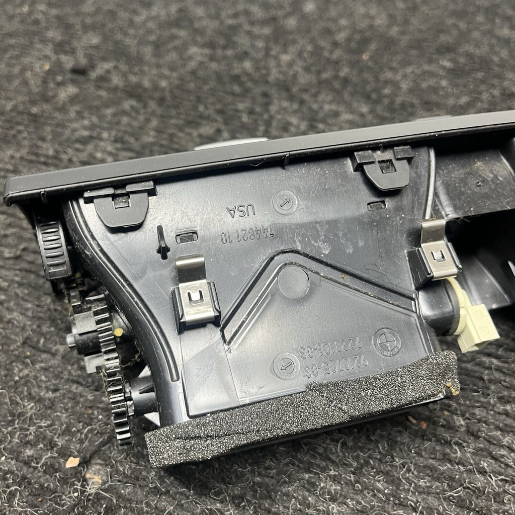 ☑️ 2007-2013 BMW X5 X6 E70 E71 Center Dash Air Vent 64229210705 OEM
