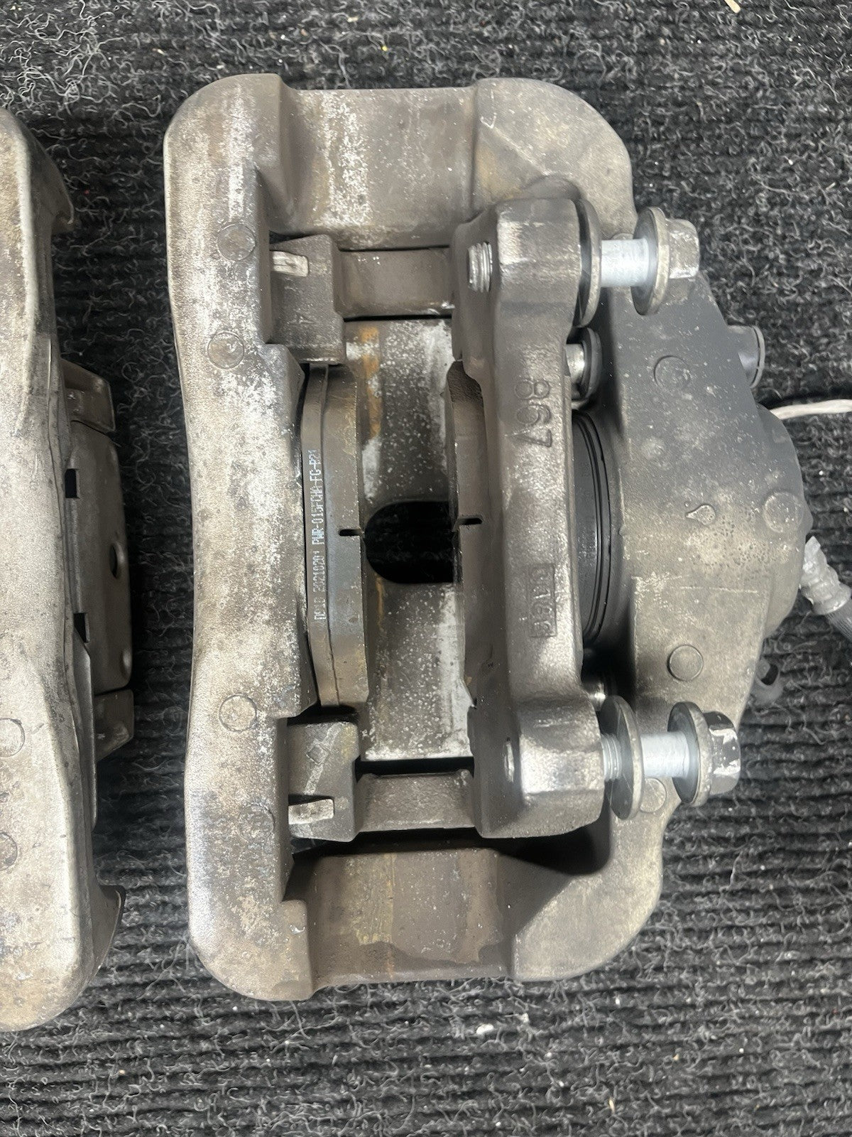 ☑️ 06-11 E90 E91 E92 E93 E84 335 Z4 BMW 335i Front Brake Caliper Set OEM