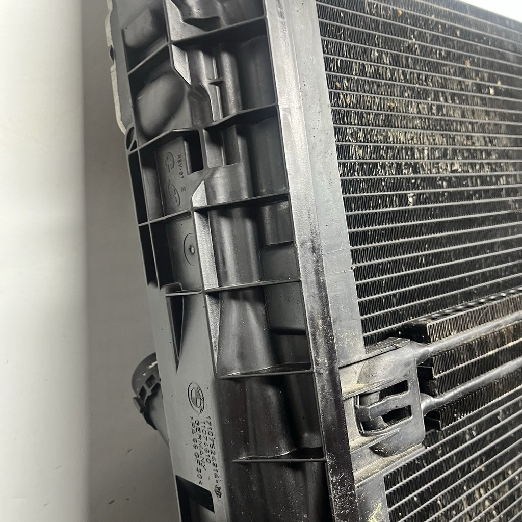 ☑️BMW E93 E92 E90 E82 328I N52 Engine Radiator Ac Condenser Assembly OEM