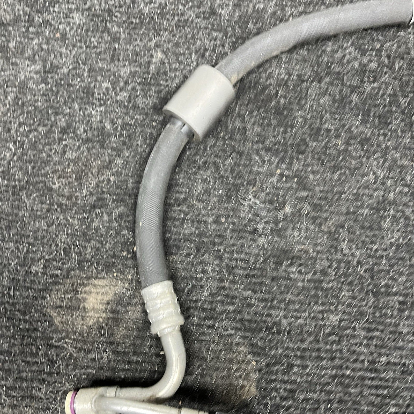 ☑️BMW E88 E82 E90 E92 E93 135 335 AC Compressor Evaporator Suction Pipe Hose OEM