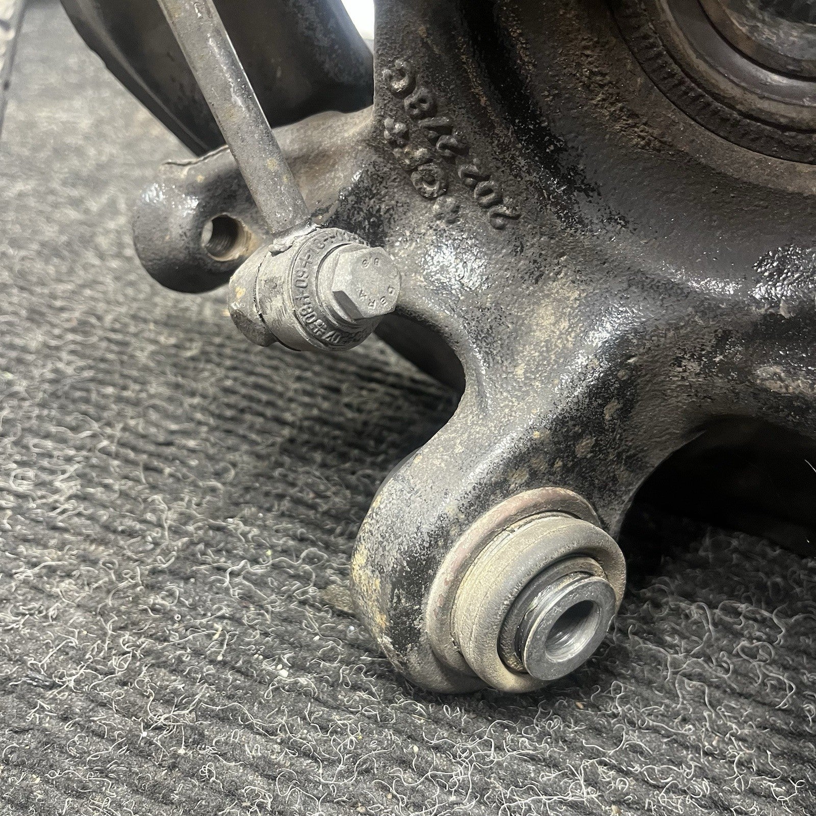 ☑️ 2008-2011 BMW E92 E93 E90 M3 REAR LEFT SPINDLE KNUCKLE WHEEL HUB BEARING