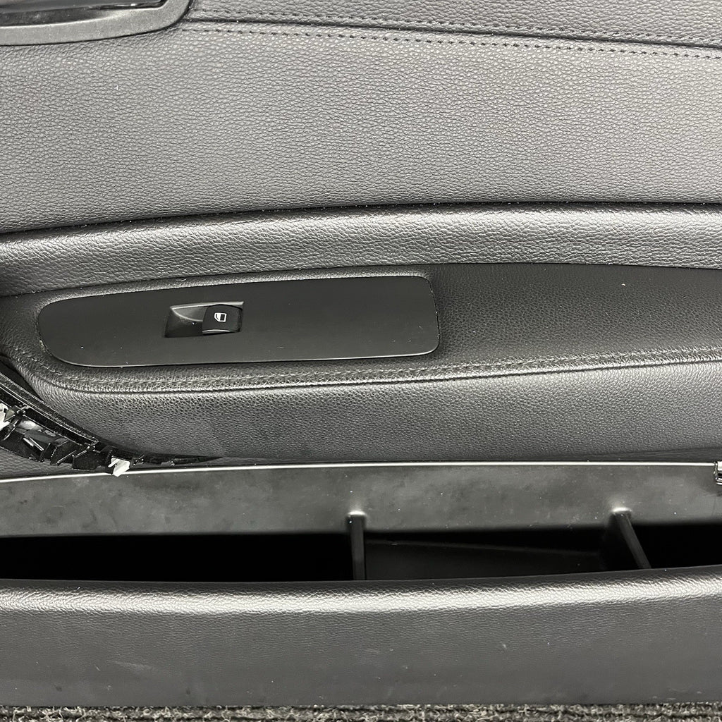 ☑️ 08-13 BMW E88 E82 135i 128i Front Passenger Door Card Panel Vinyl Black
