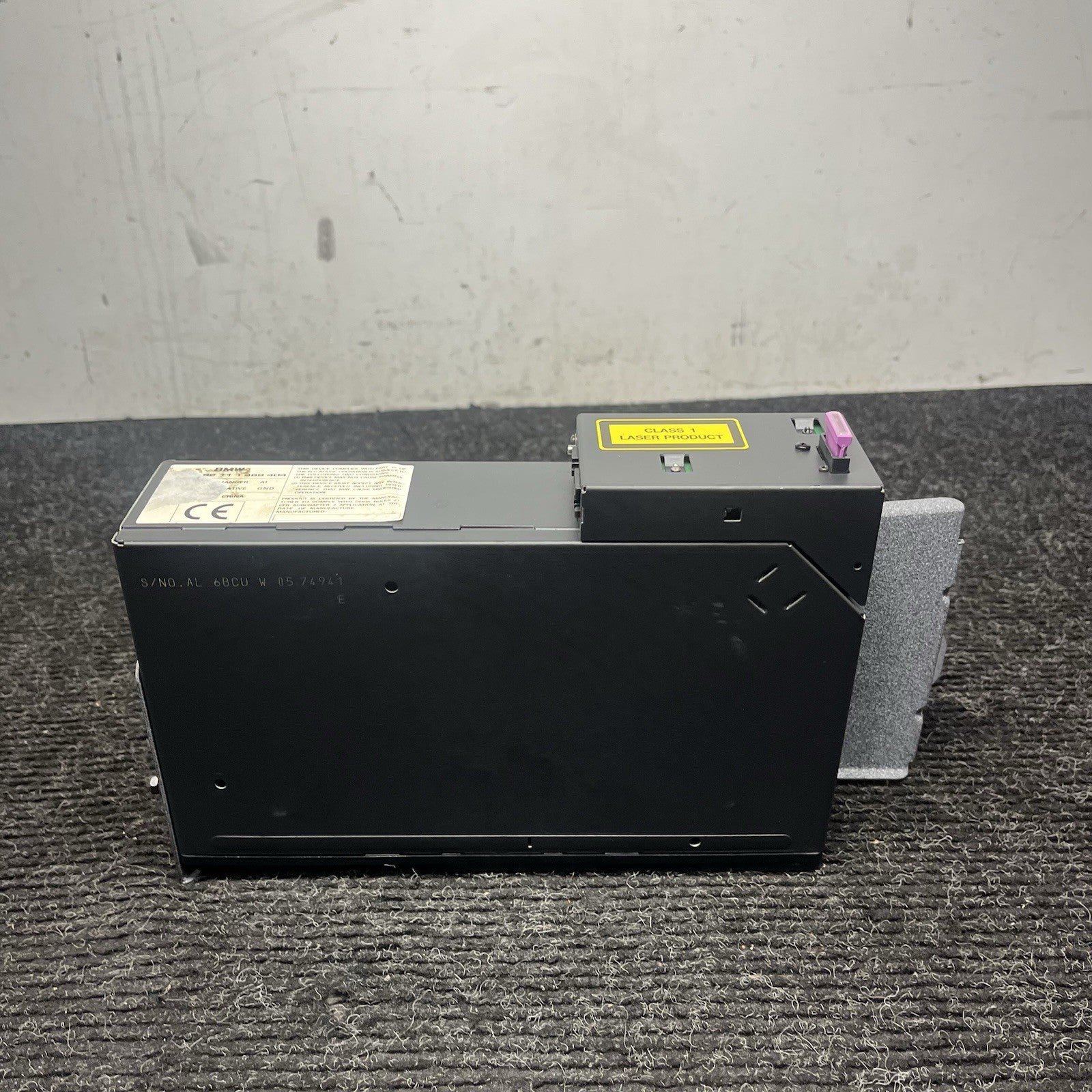 ☑️ BMW E36 328i 323i M3 1995-2003 OEM 6 CD Changer 82111469404