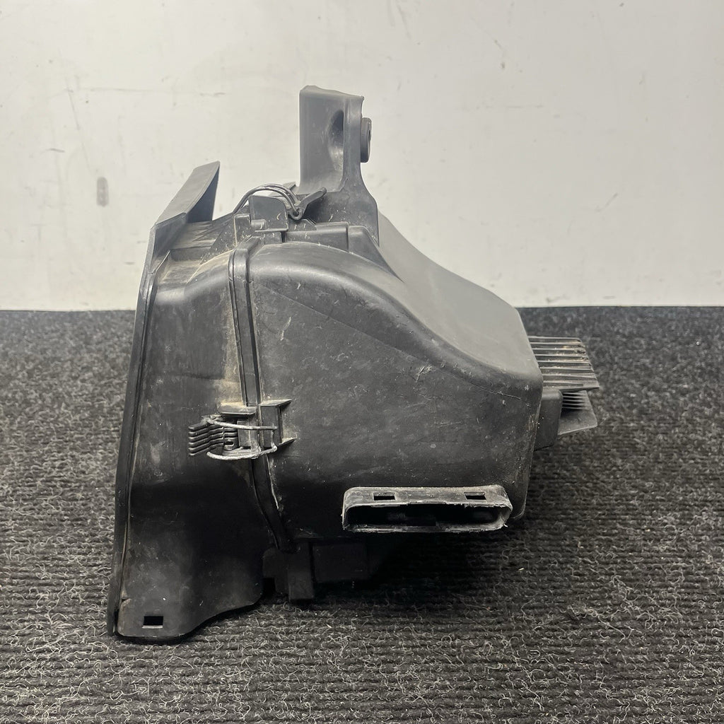 ☑️ 00-06 BMW E83 E46 330 X3 M54 Engine Air Intake Cleaner Box Assembly OEM