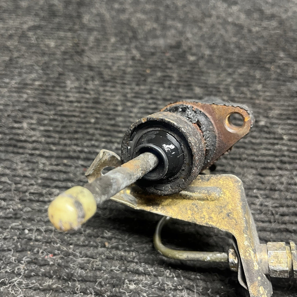 ☑️ 96-02 BMW Z3 328I Manual Clutch Slave Cylinder Hydraulic ZF Transmission OEM