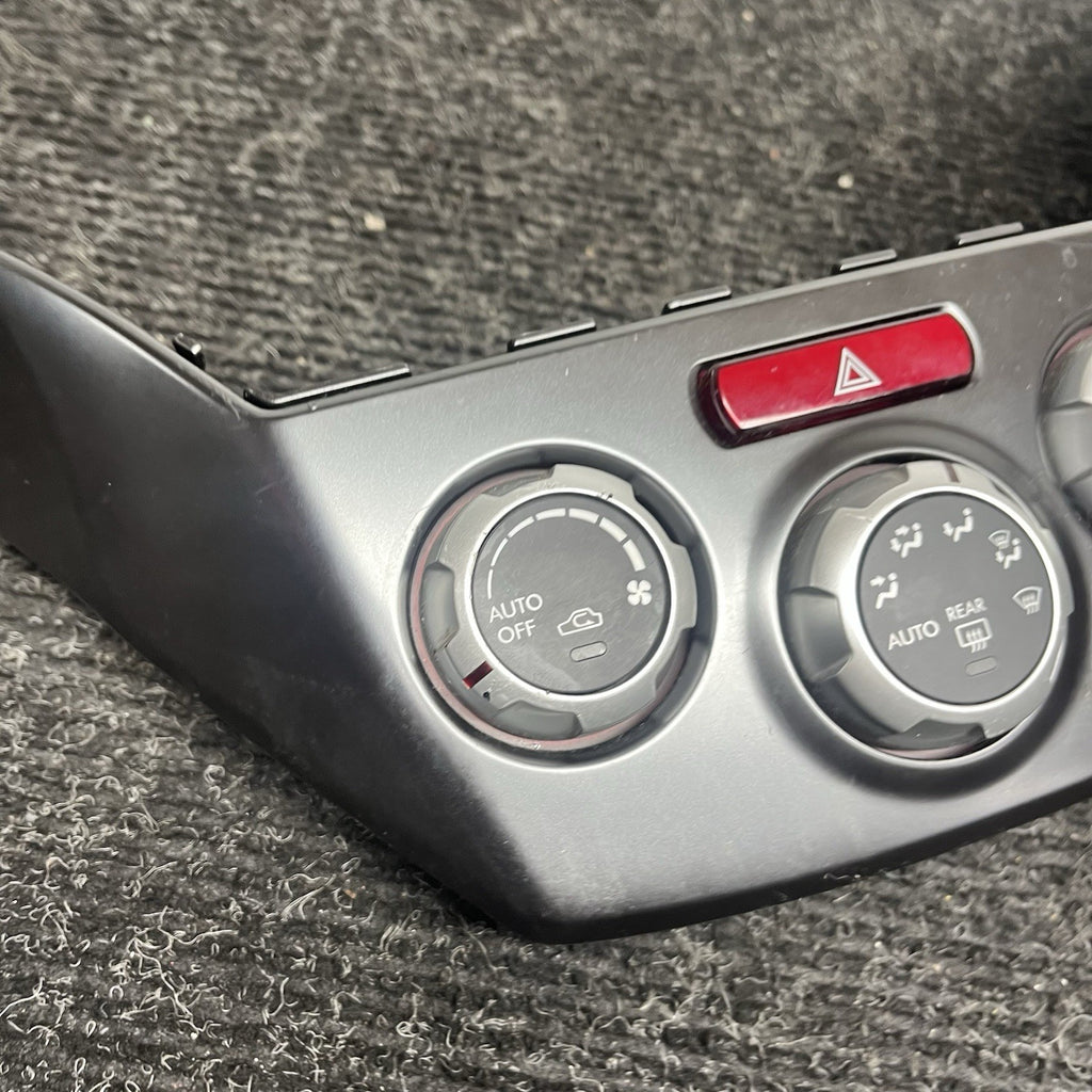 ☑️ 11-14 SUBARU WRX STI OEM DARK GRAY CENTER DASH TRIM W/ HVAC CONTROLS RH VENT