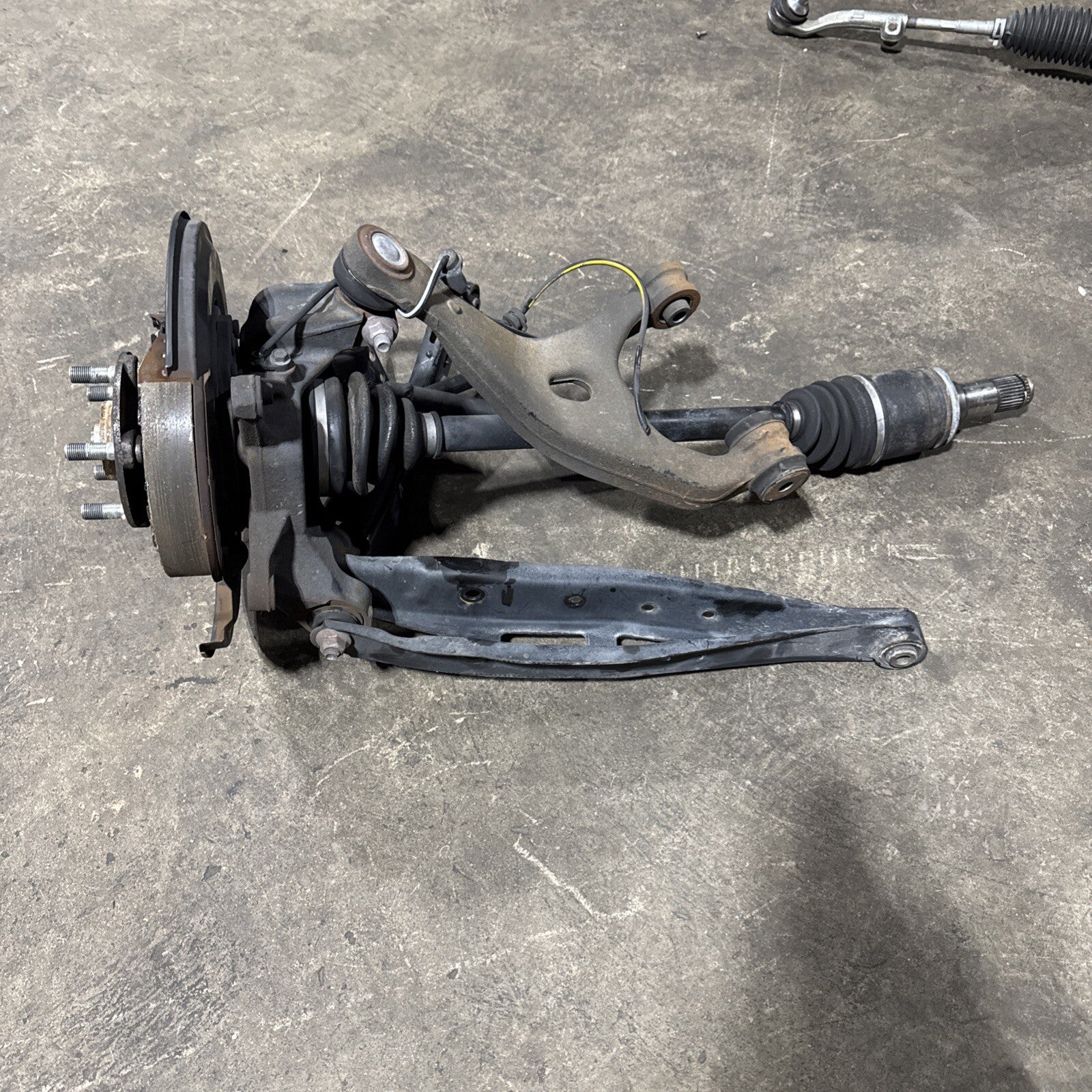 ☑️ 2013-2020 Scion FRS Subaru BRZ 86 Rear LH Left Driver Knuckle Hub Knee OEM