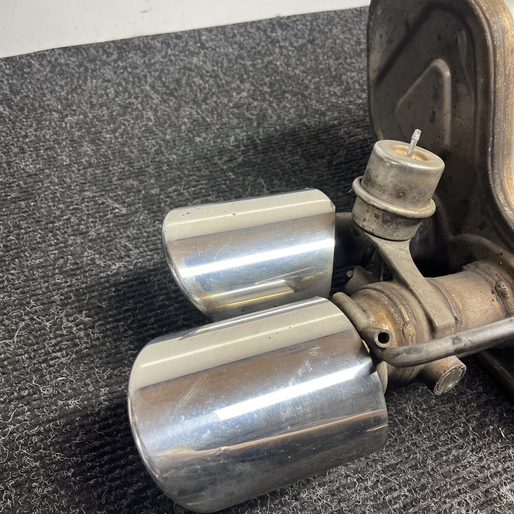 ☑️ 14-19 Ghibli 3.0L Motor Engine Passenger Side Right Exhaust Muffler OEM