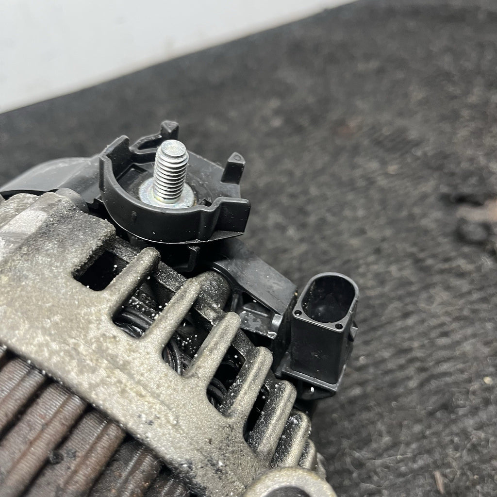 ☑️ BMW E82 E88 E90 E92 E93 335 N54 Charging Alternator Generator 180A BOSCH