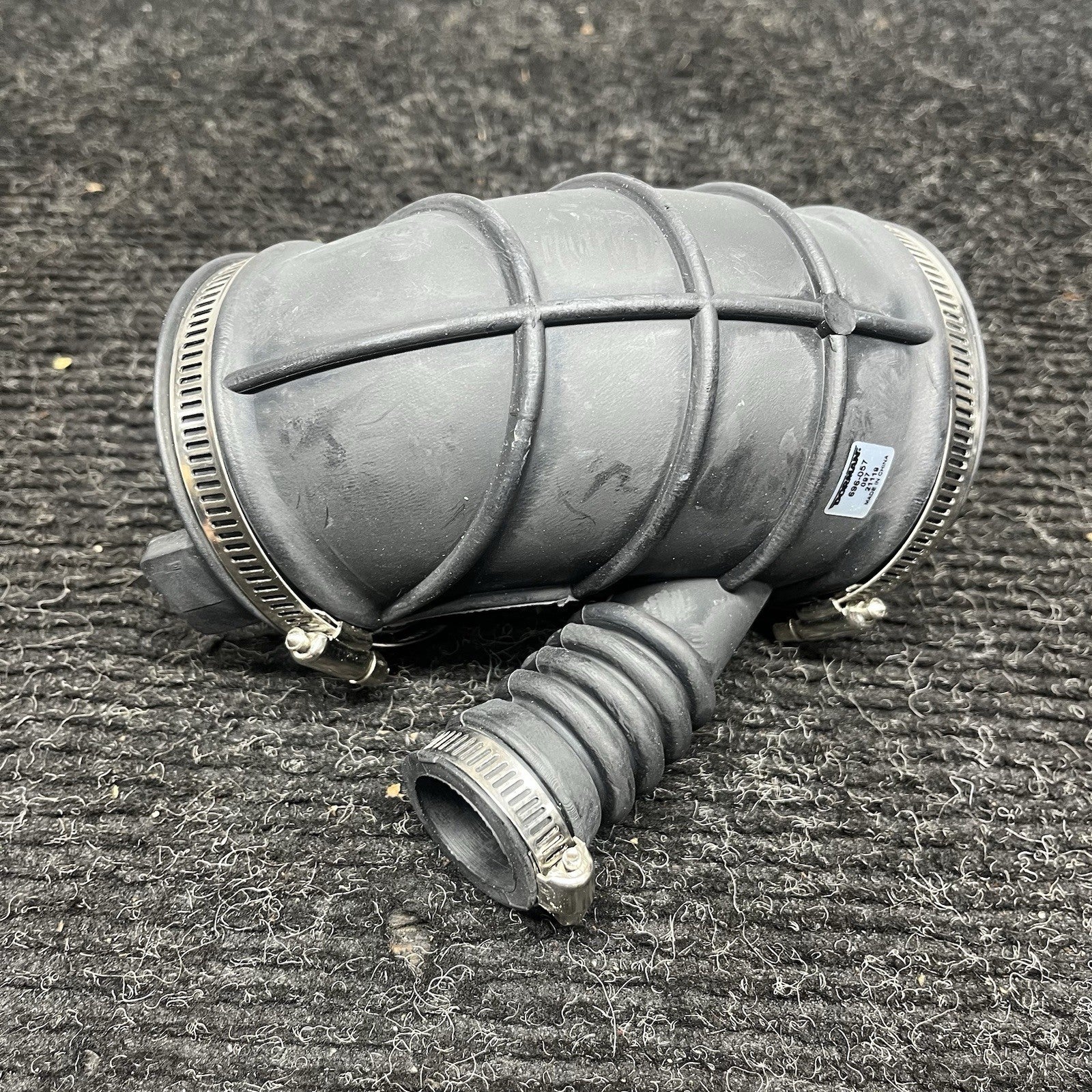 ☑️ Dorman 696-057 Engine Air Intake Hose BMW 325Ci 325i 330Ci 330i 330xi