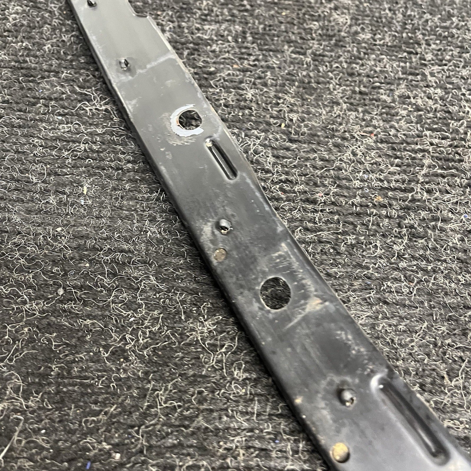 ☑️ GENUINE OEM TOYOTA 13-20 FRS 86 FRONT BUMPER UPPER RETAINER PLATE SU003-05827