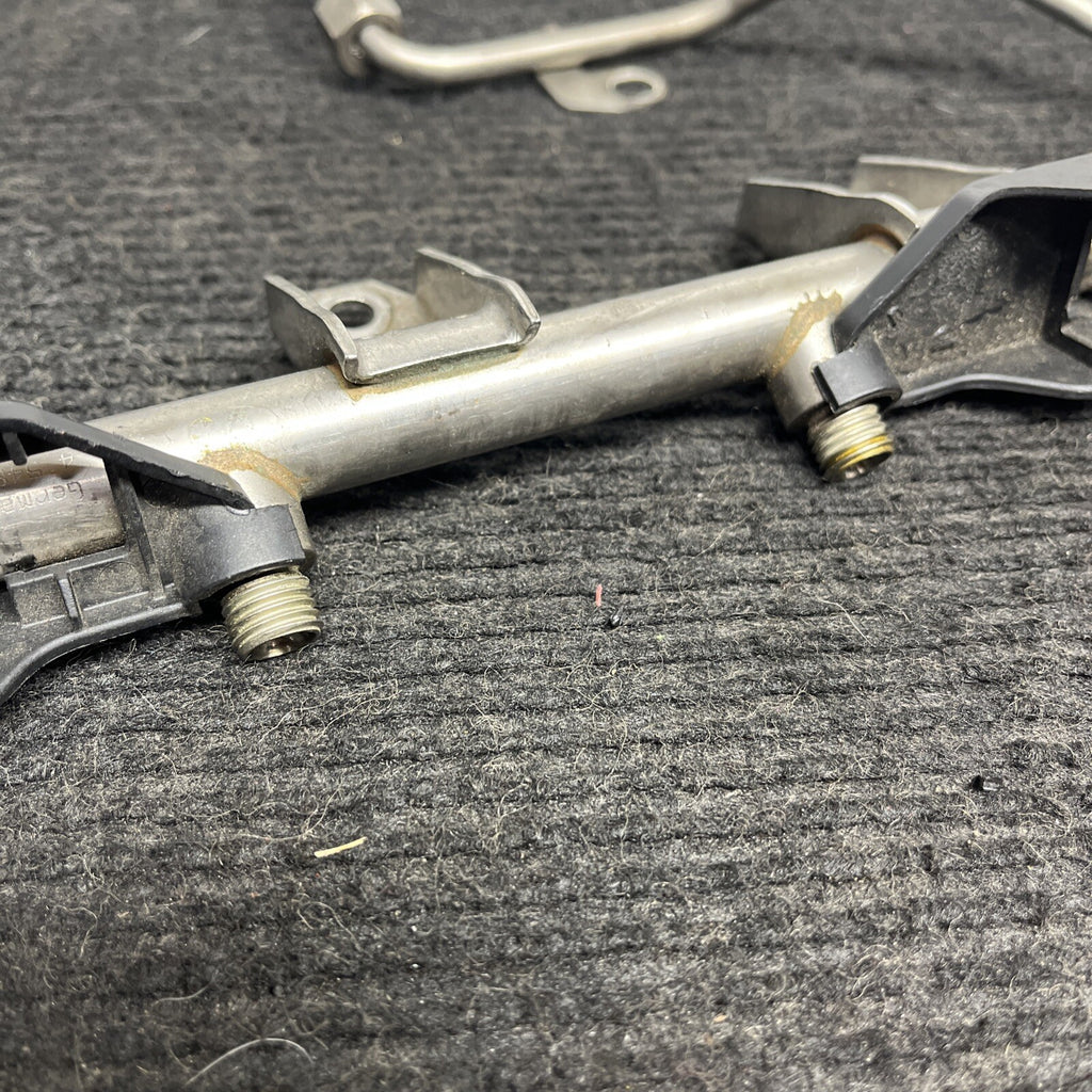 ☑️ 2007-2013 BMW N54 135i 335i 335xi 535i HIGH PRESSURE FUEL INJECTOR RAIL OEM