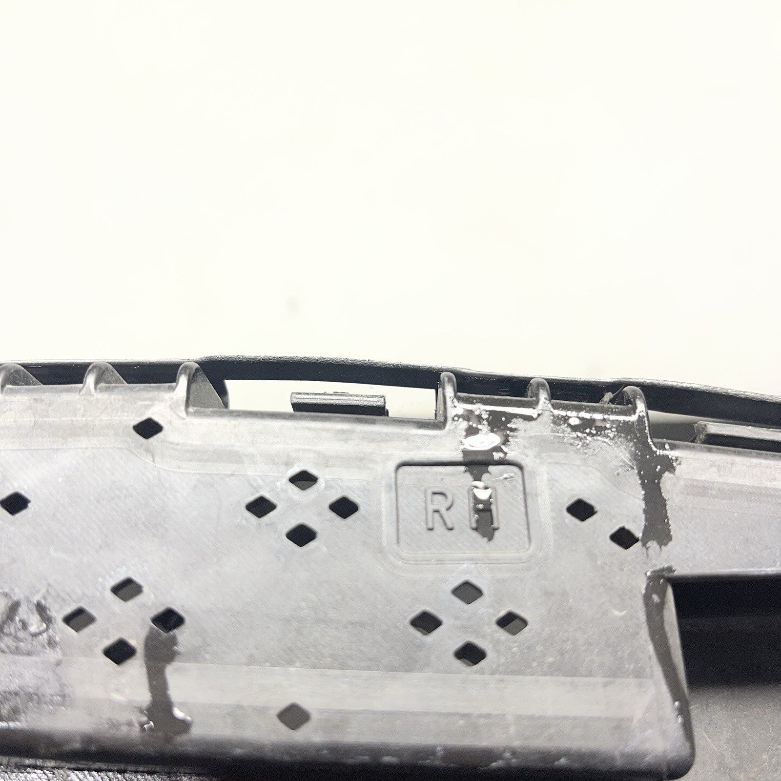 ☑️ 11-14 Subaru WRX STI Passenger Right Headlight Bracket Mount Assembly OEM
