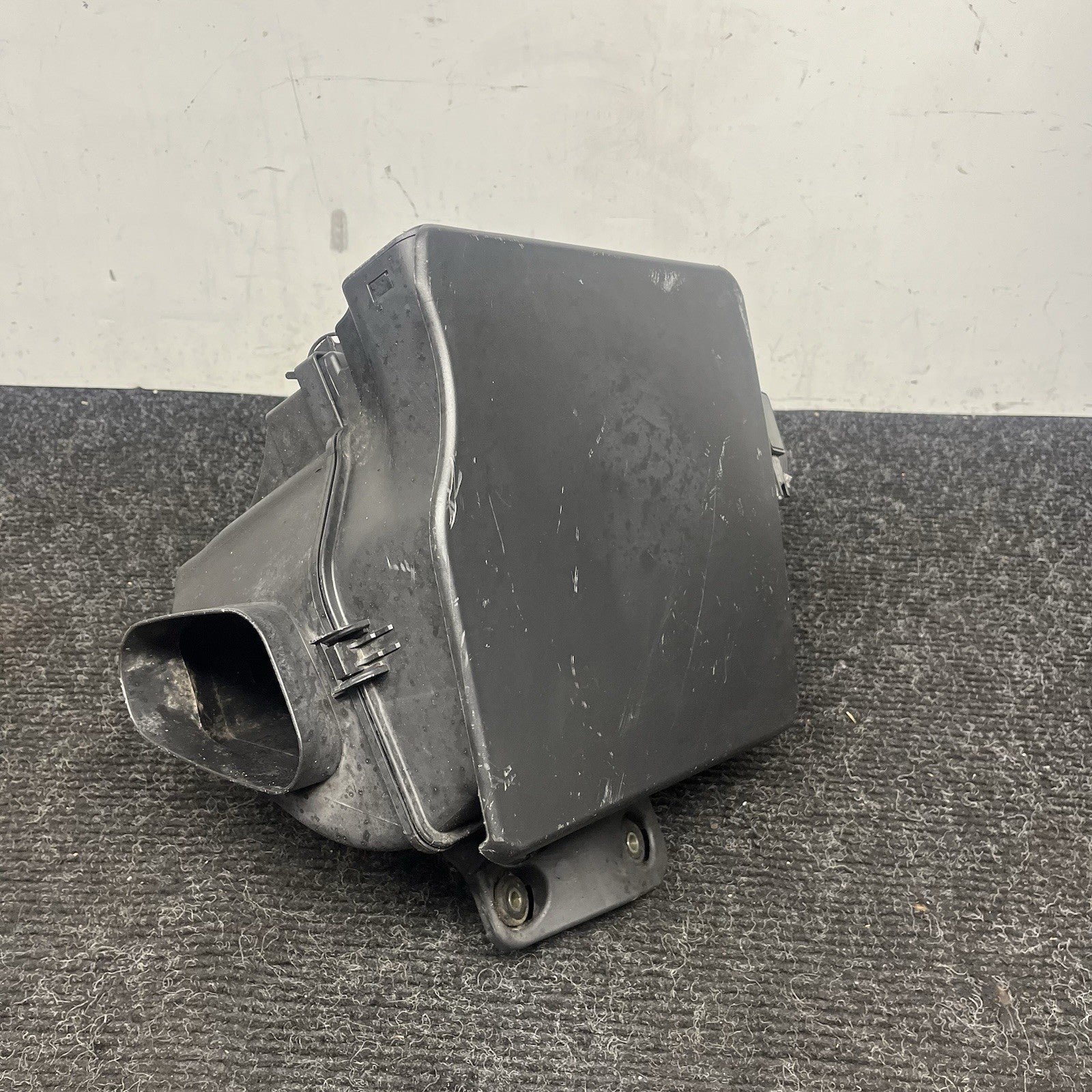 ☑️ 2003-2005 BMW Z4 E85 E86 Air Intake Cleaner Filter Box Assembly 7-513-956 OEM