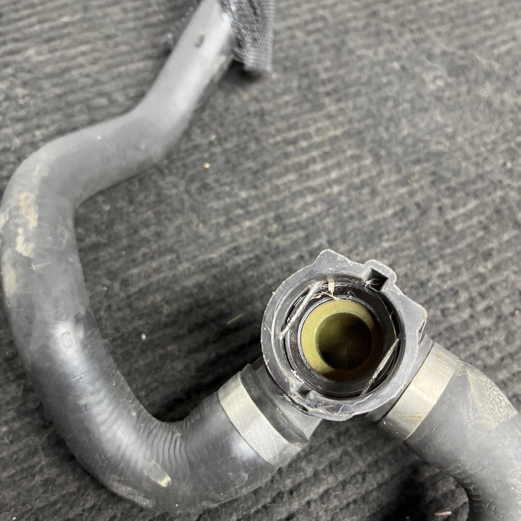☑️ 09-16 OEM BMW E89 Z4 35i DCT Radiator N54 Engine Coolant Pipe Hose Lower