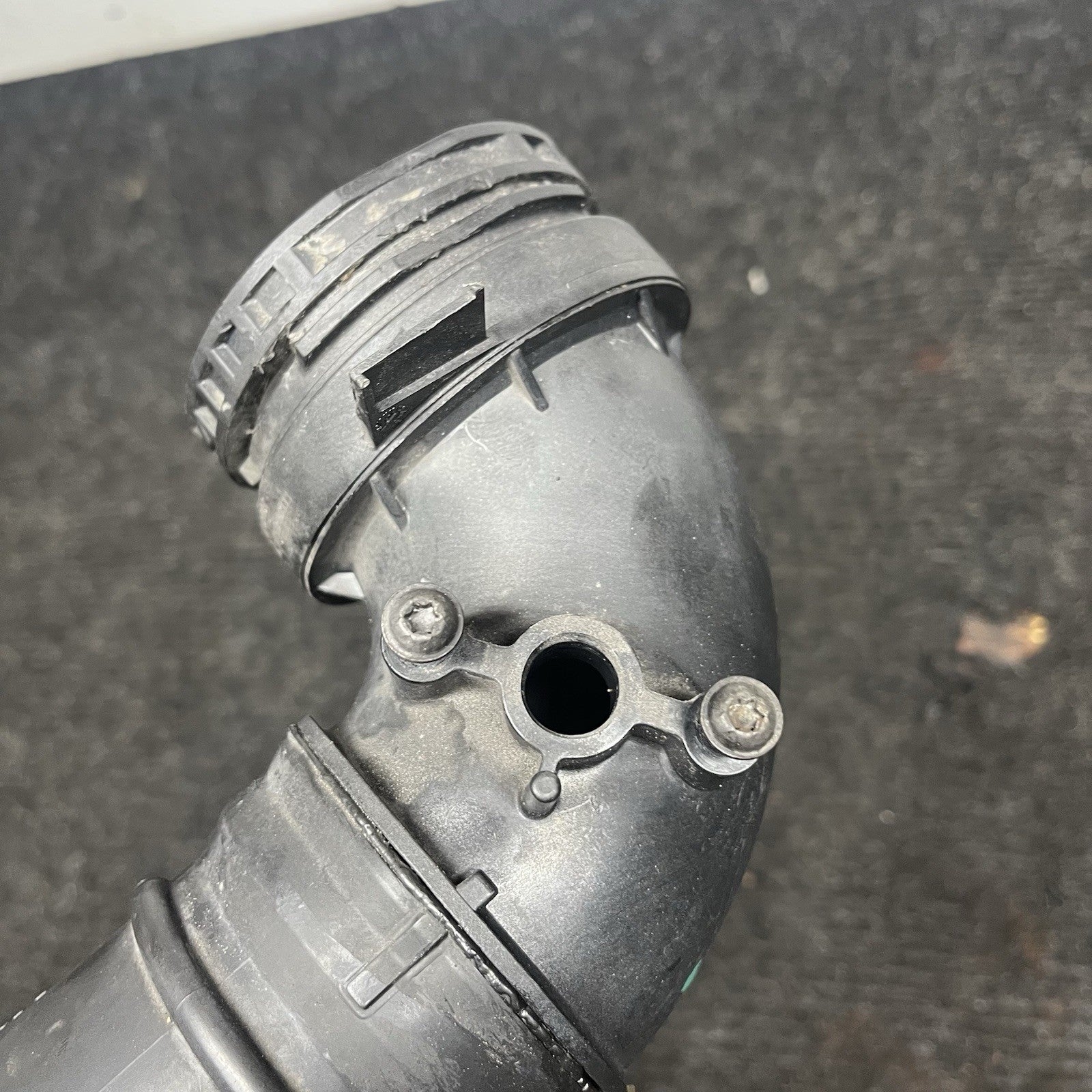 ☑️ 12-18 BMW F25 F30 F32 F33 F36 N20 TURBOCHARGER AIR PRESSURE PIPE OEM 7597592