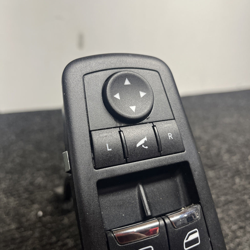 ☑️ 14-24 Maserati Ghibli Front Left Door Window Switch Control Module OEM