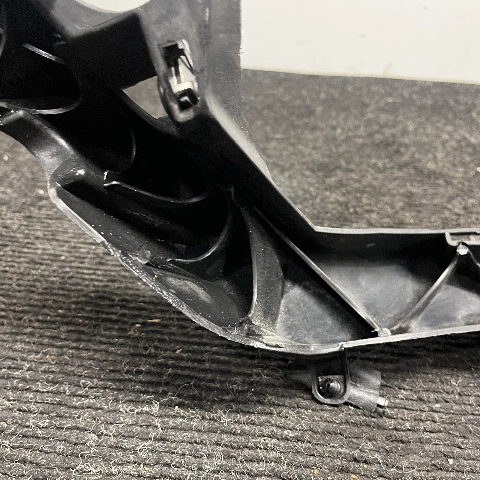☑️ 07-10 OEM BMW E92 E93 328 335 Left Driver Headlight Bracket Carrier Mount