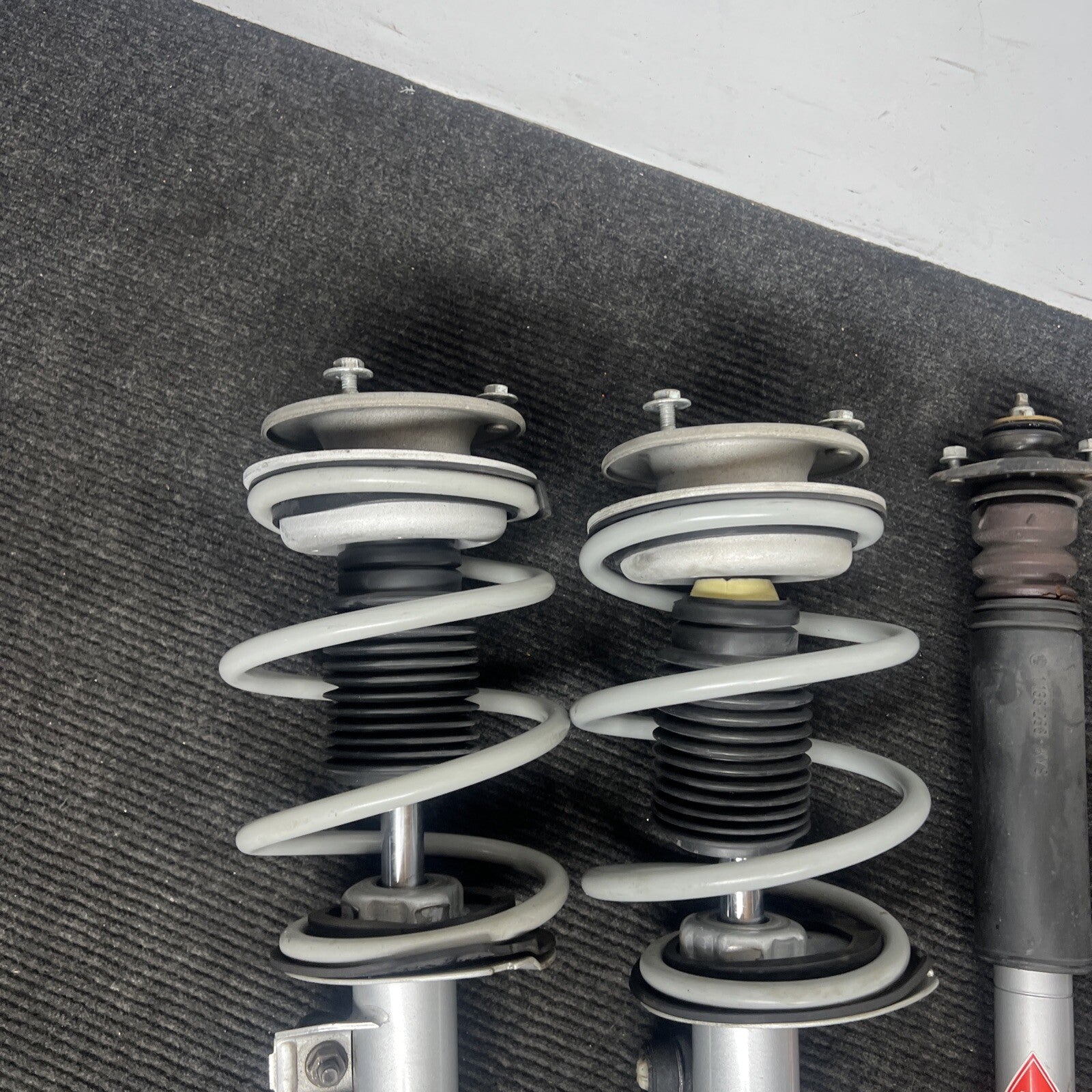 ☑️ BMW 323 328 330  2000-2006 Pair Front Monroe Quick Struts W/KYB Rear Shocks