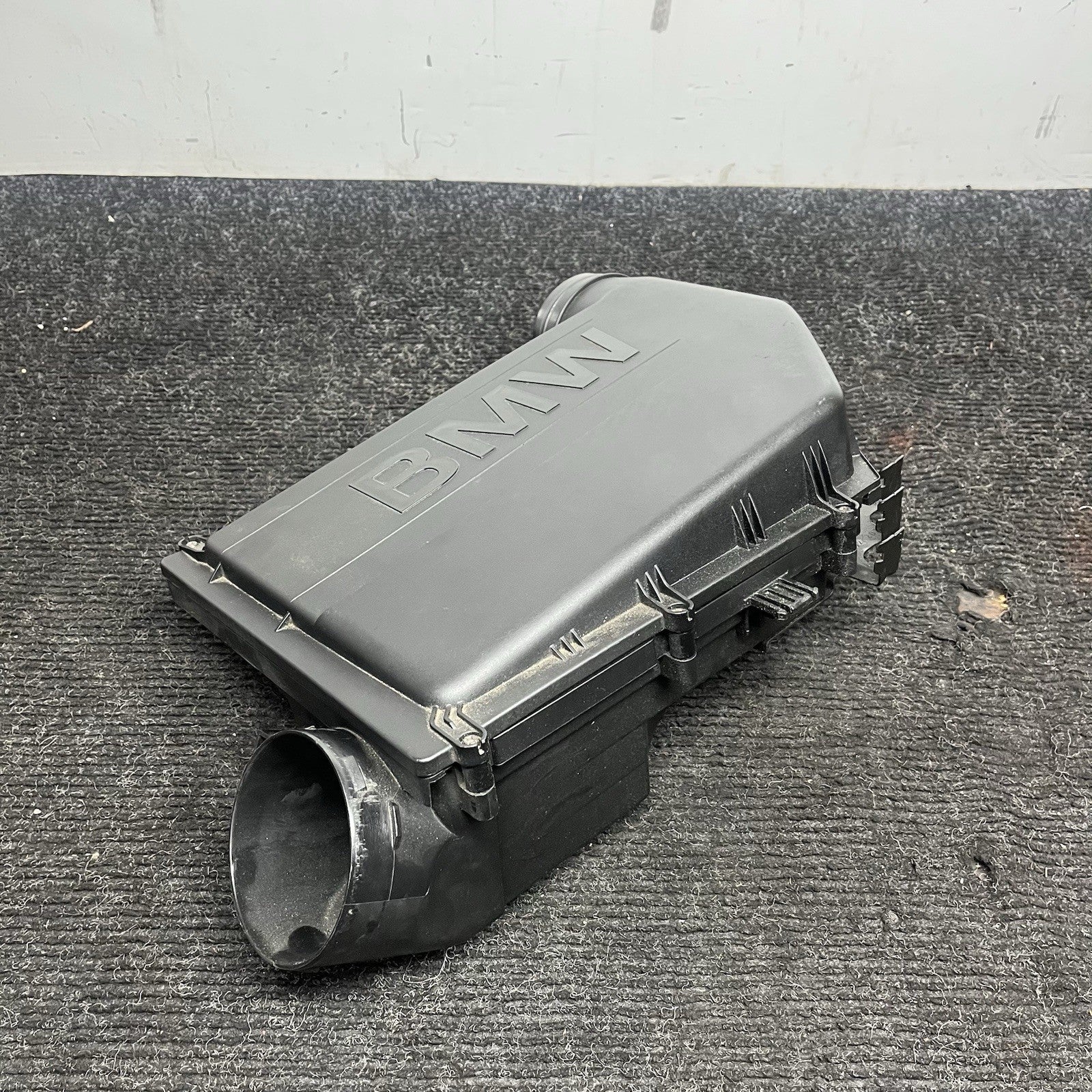 ☑️ 2012-2019 BMW X5 3.0L Engine Air Cleaner Filter Intake Box 7583713 OEM