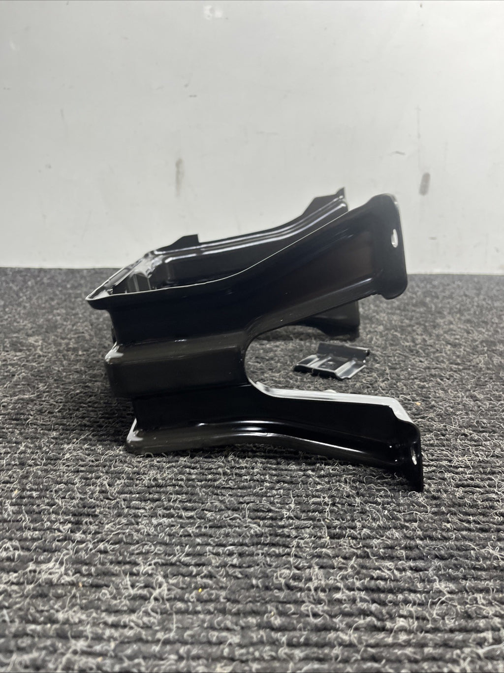 ☑️2008-2016 AUDI A5 A4 S4 S5 Spare Tire Wheel Bracket Mount 8K0802715A OEM