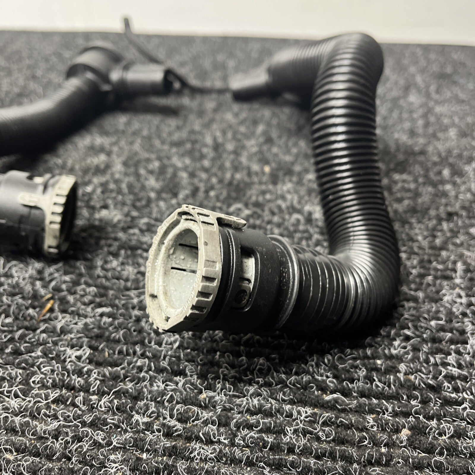 ☑️ 07-10 OEM BMW E90 E92 E93 335 Charge Pipe Diverter Valves Induction Pipe N54