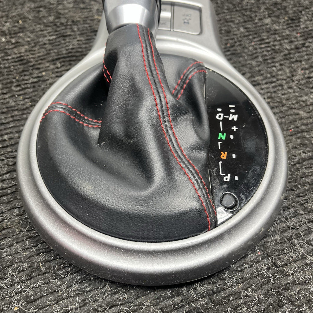 ☑️ 13-20 TOYOTA 86 BRZ FRS AUTOMATIC SHIFTER TRIM LEATHER BOOT RED STITCHING OEM