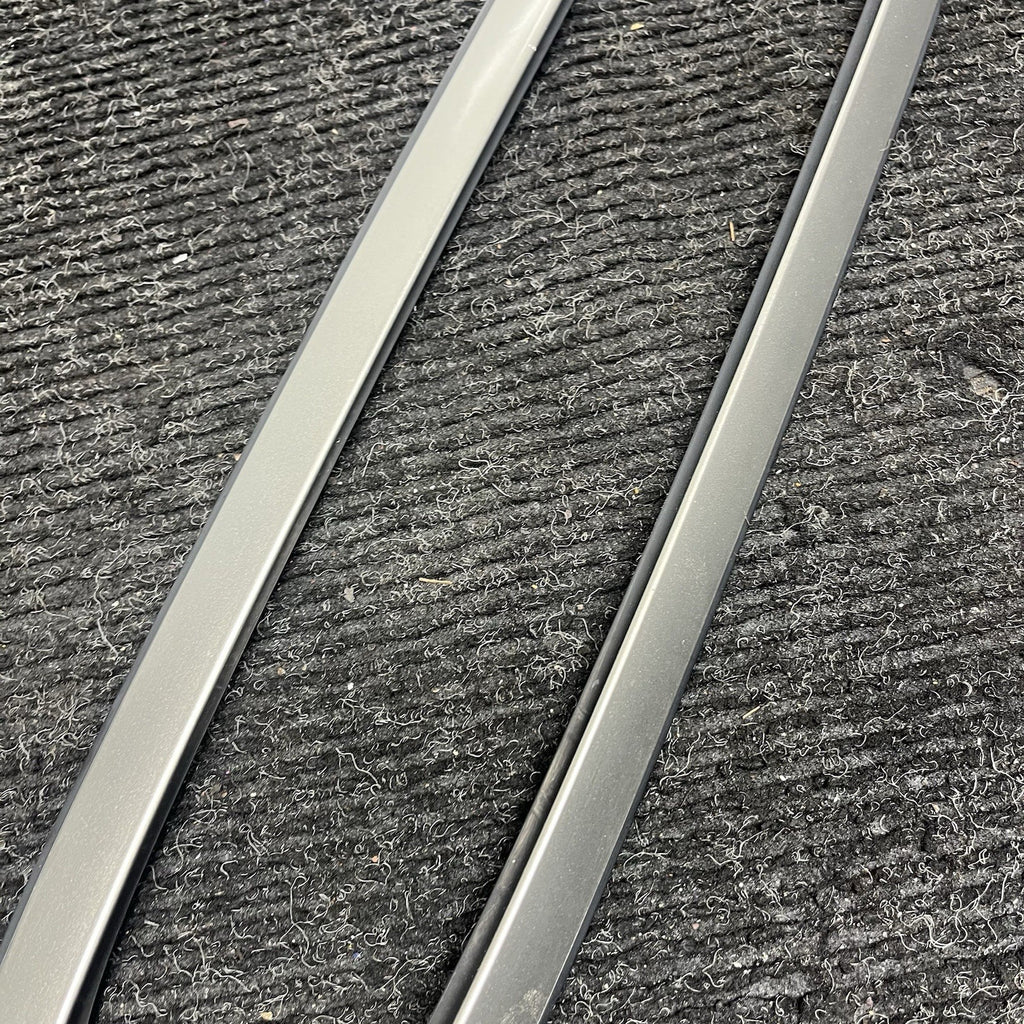 ☑️ 07-13 BMW E70 X5 Front Windshield Left & Right Trim Drip Molding  Set OEM