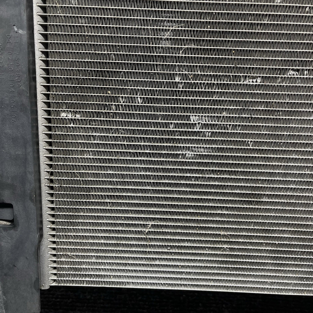 ☑️ 11-18 BMW X3 X4 F25 3.0L N55 Radiator Condenser Cooling Assembly