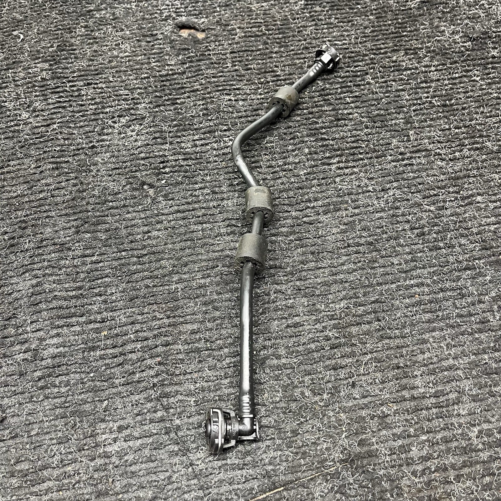 ☑️ BMW 3-Series E90 E92 E93 OEM BMW M3 S65 Engine Coolant Vent Hose 7838219