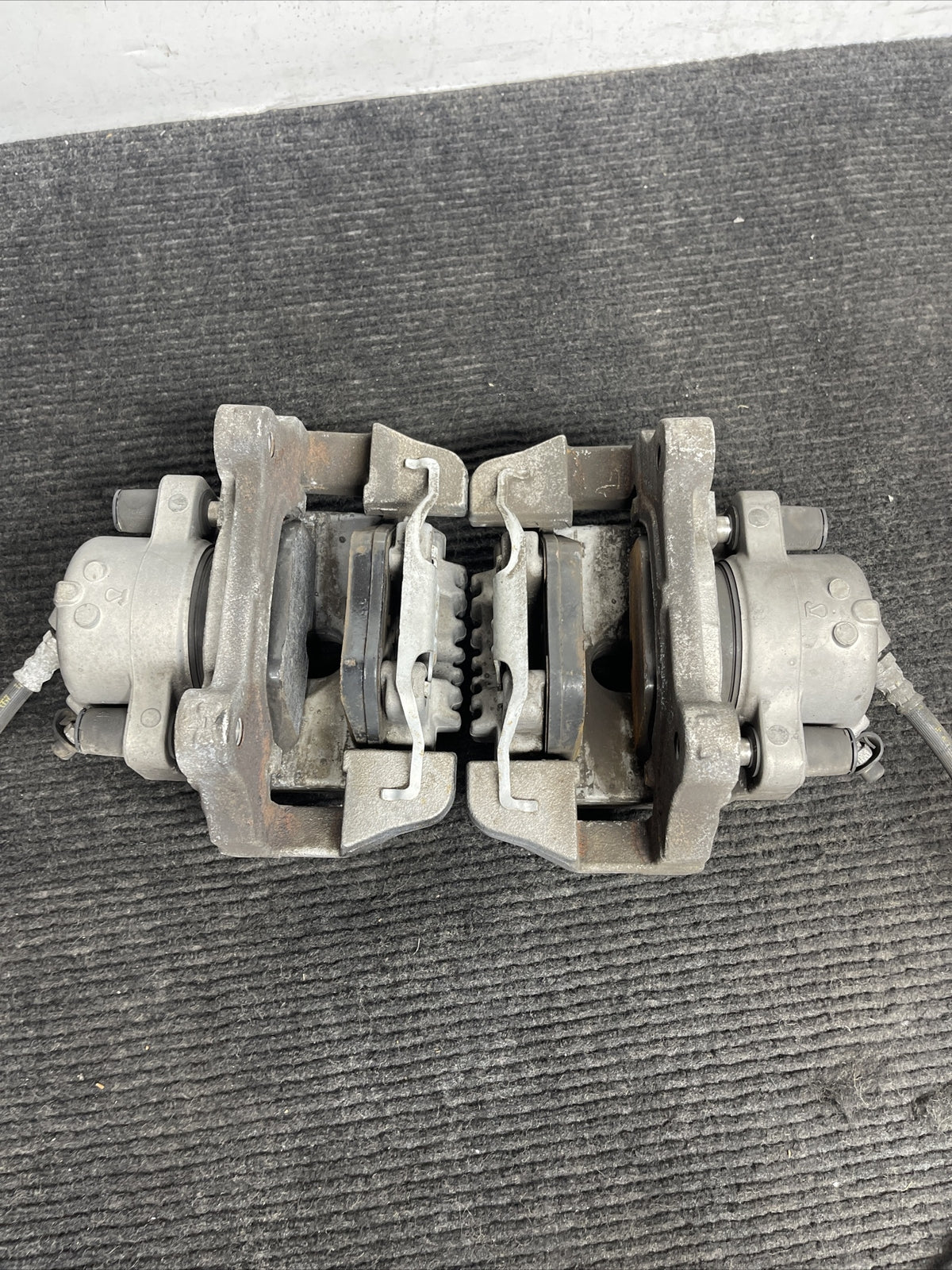 ☑️09-16 BMW E89 Z4 28i 30i 35i SET OF 2 FRONT LEFT & RIGHT BRAKE CALIPER OEM