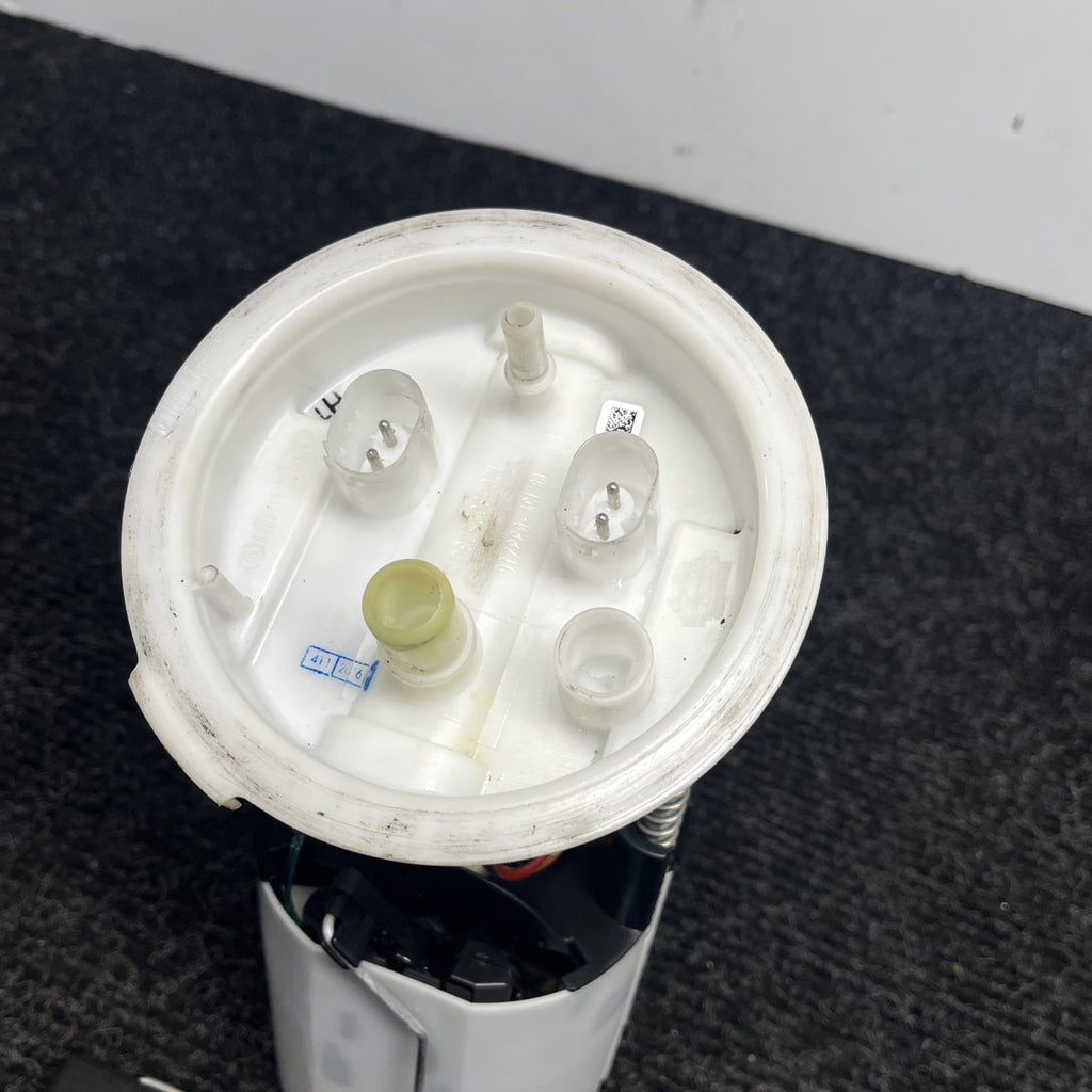 ☑️ 06-13 BMW E90 E84 E82 E88 E92 128i 135i 335i X1 Right Fuel Pump Assembly OEM