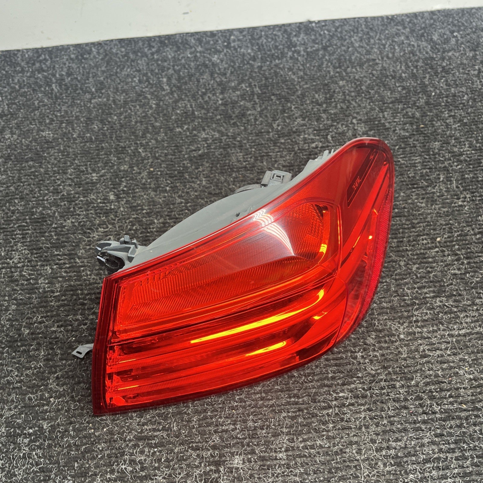 ☑️14-17 OEM BMW F32 F82 F83 M4 430i Rear Right Passenger Side Outer Tail Light