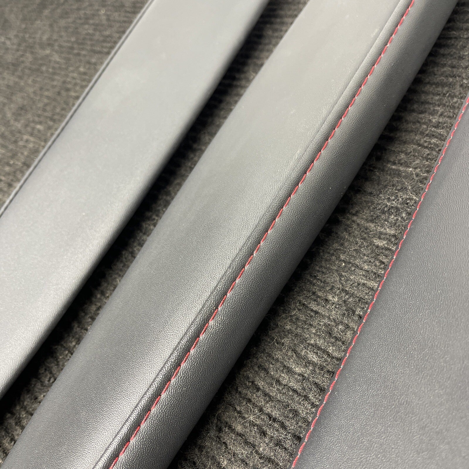 13-19 SCION FRS SUBARU BRZ 86 DOOR PANEL RED STITCHING LEATHER TRIM ARMREST SET