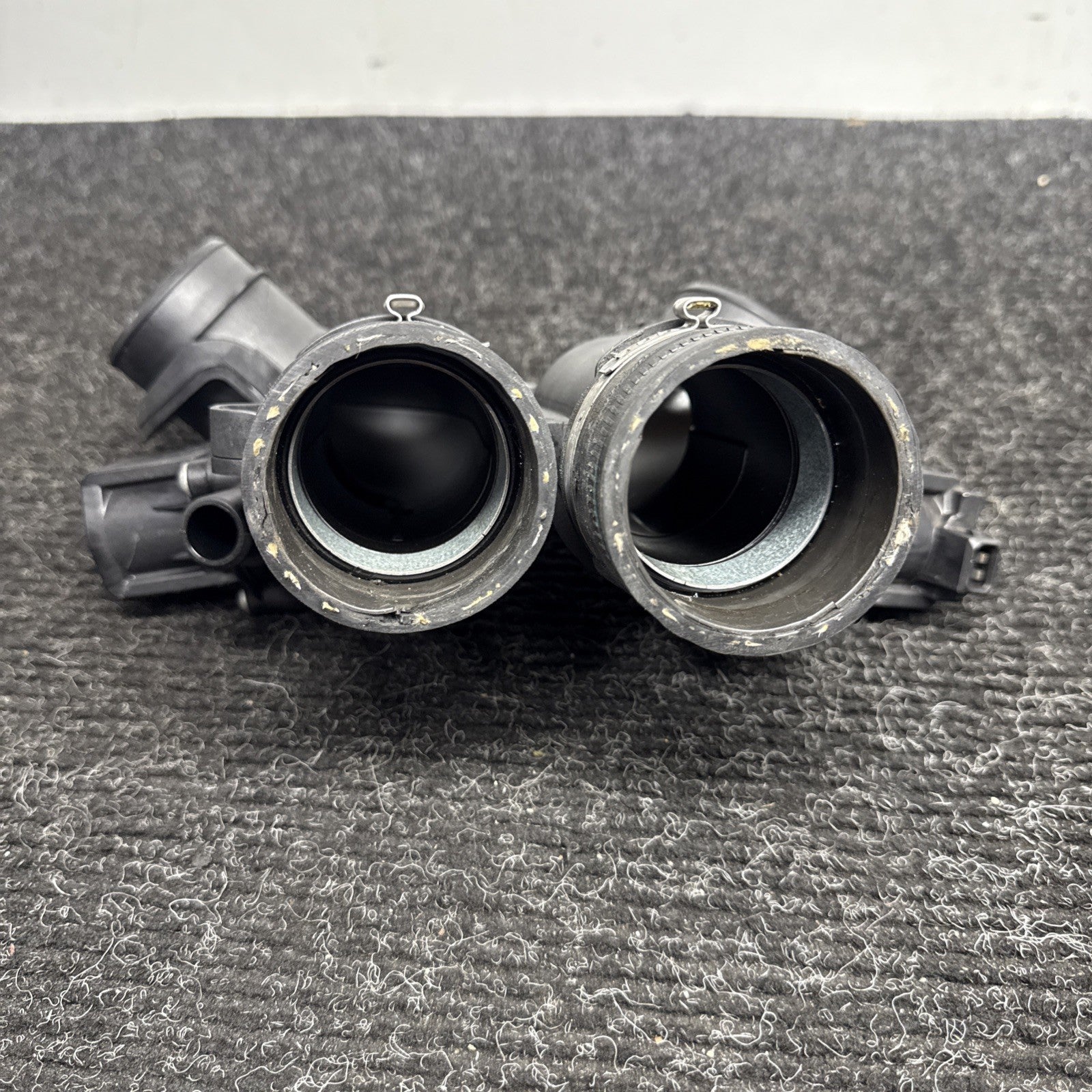 ☑️ OEM 2008 - 2014 BMW E70 E71 X5M X6M AIR INTAKE MANIFOLD TUBE CHARGE PIPE