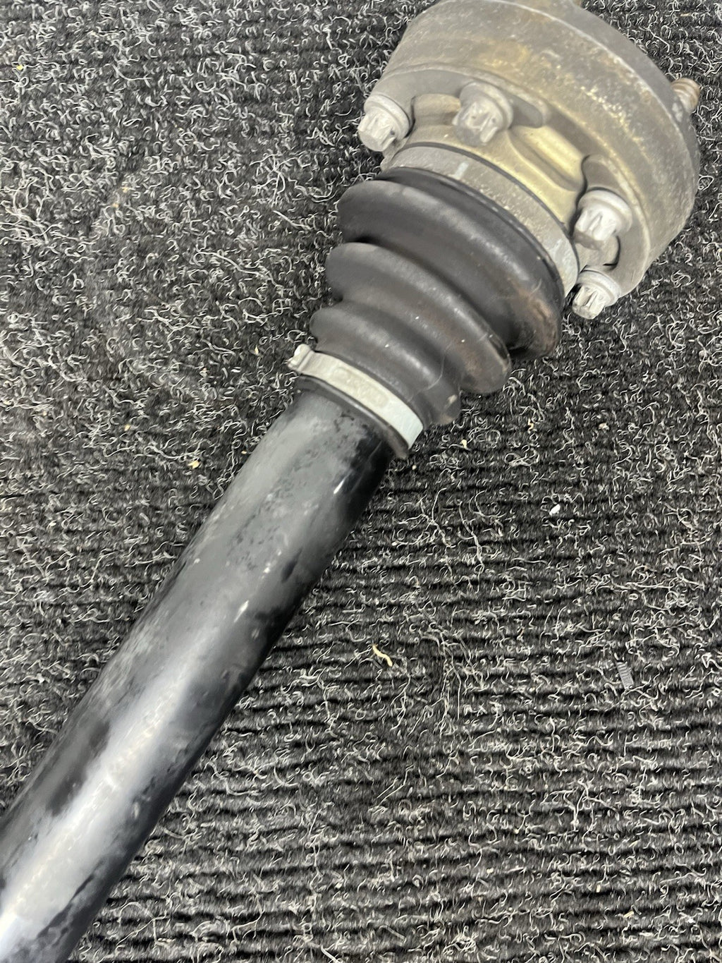 ☑️ 07-13 OEM BMW E82 E90 E92 DCT / MT Rear Right Axle Output Half Shaft Assembly