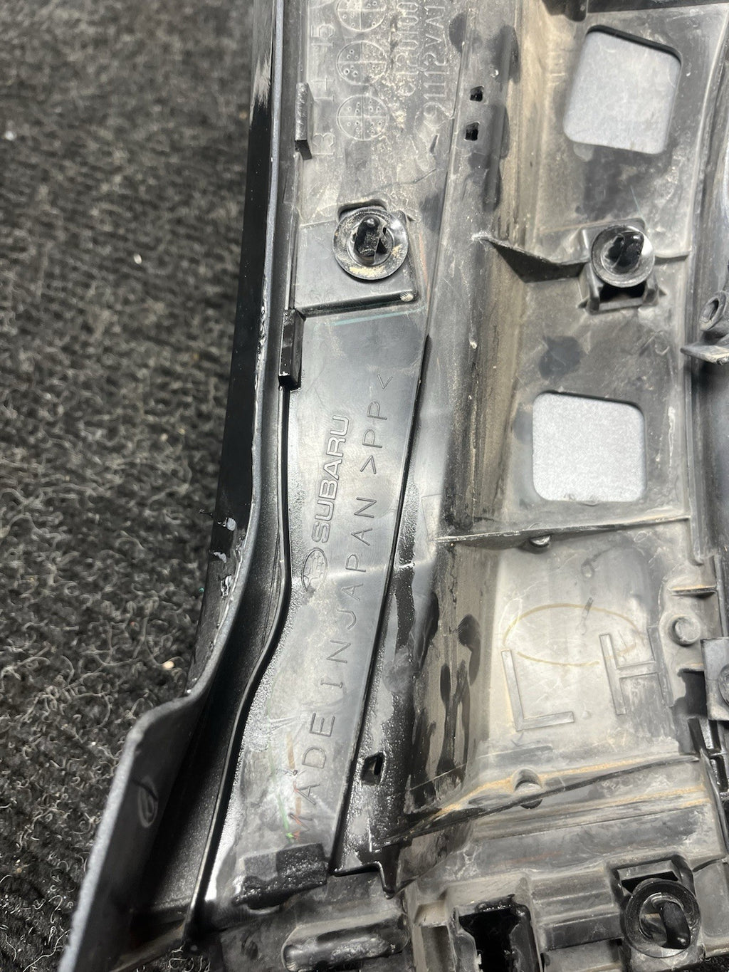 ☑️ 2015 2021 SUBARU WRX STI FRONT LEFT FENDER MOLDING GARNISH OEM BLACK
