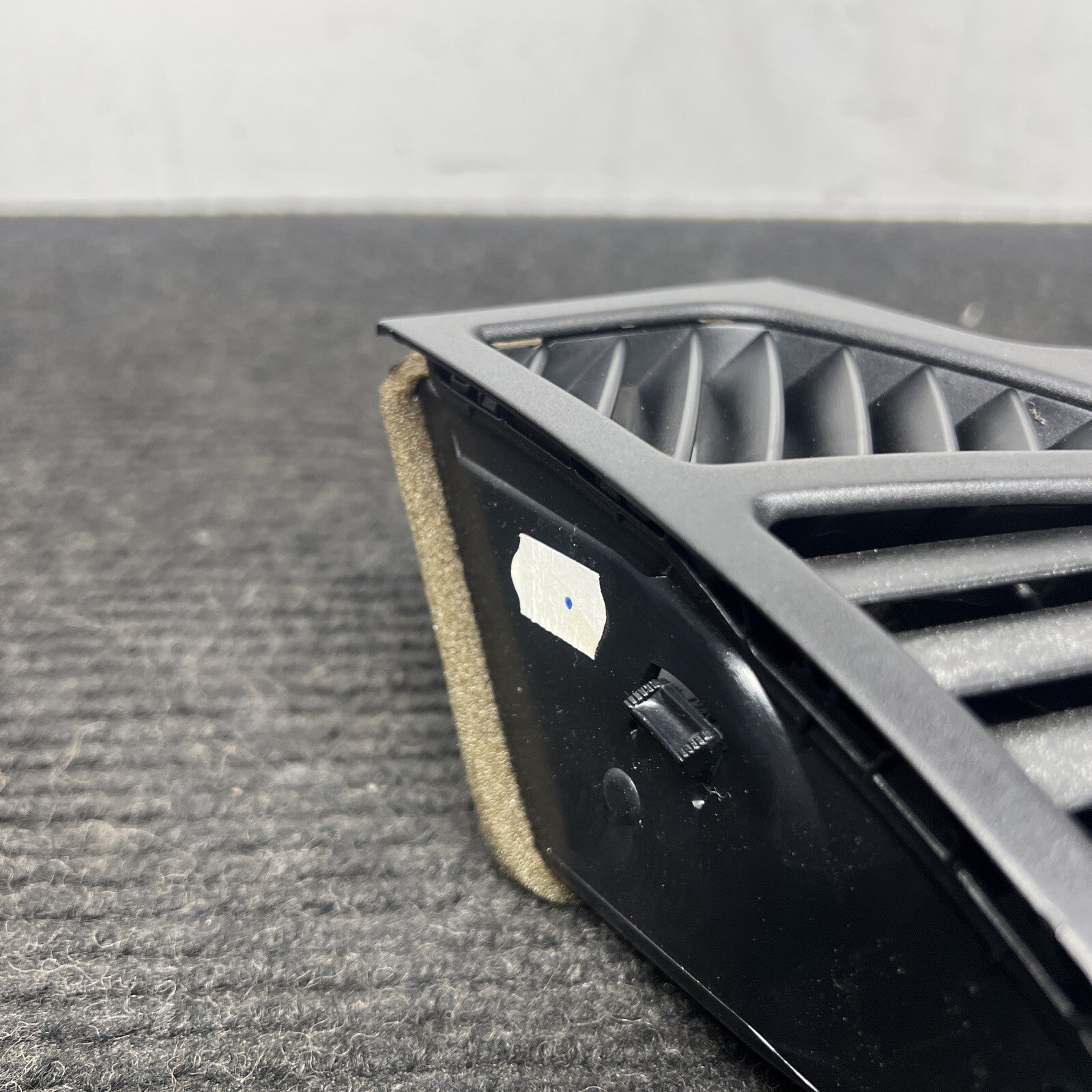 ☑️ 08-13 OEM BMW E82 E88 135 128 Coupe Dash Right Passenger Side Air Vent