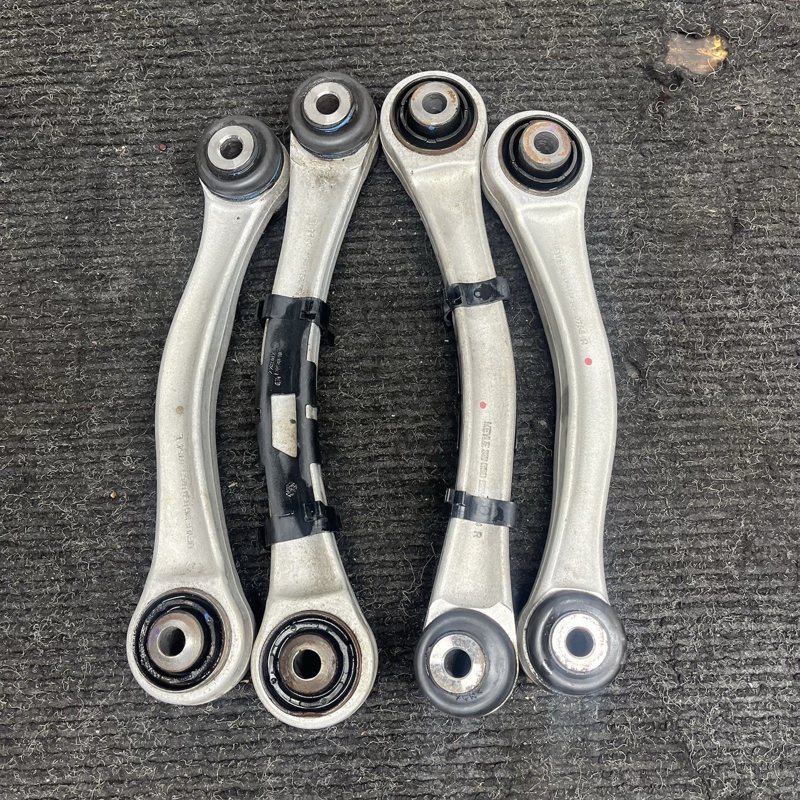 ☑️ 2008-2013 BMW E9x M3 Factory Rear Wishbone Guide Link Control Arm Set OEM