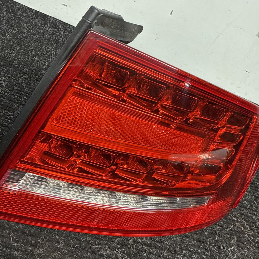☑️ 09-12 Audi A4 Quattro Passenger Right Rear Outer Taillight Light Lamp OEM