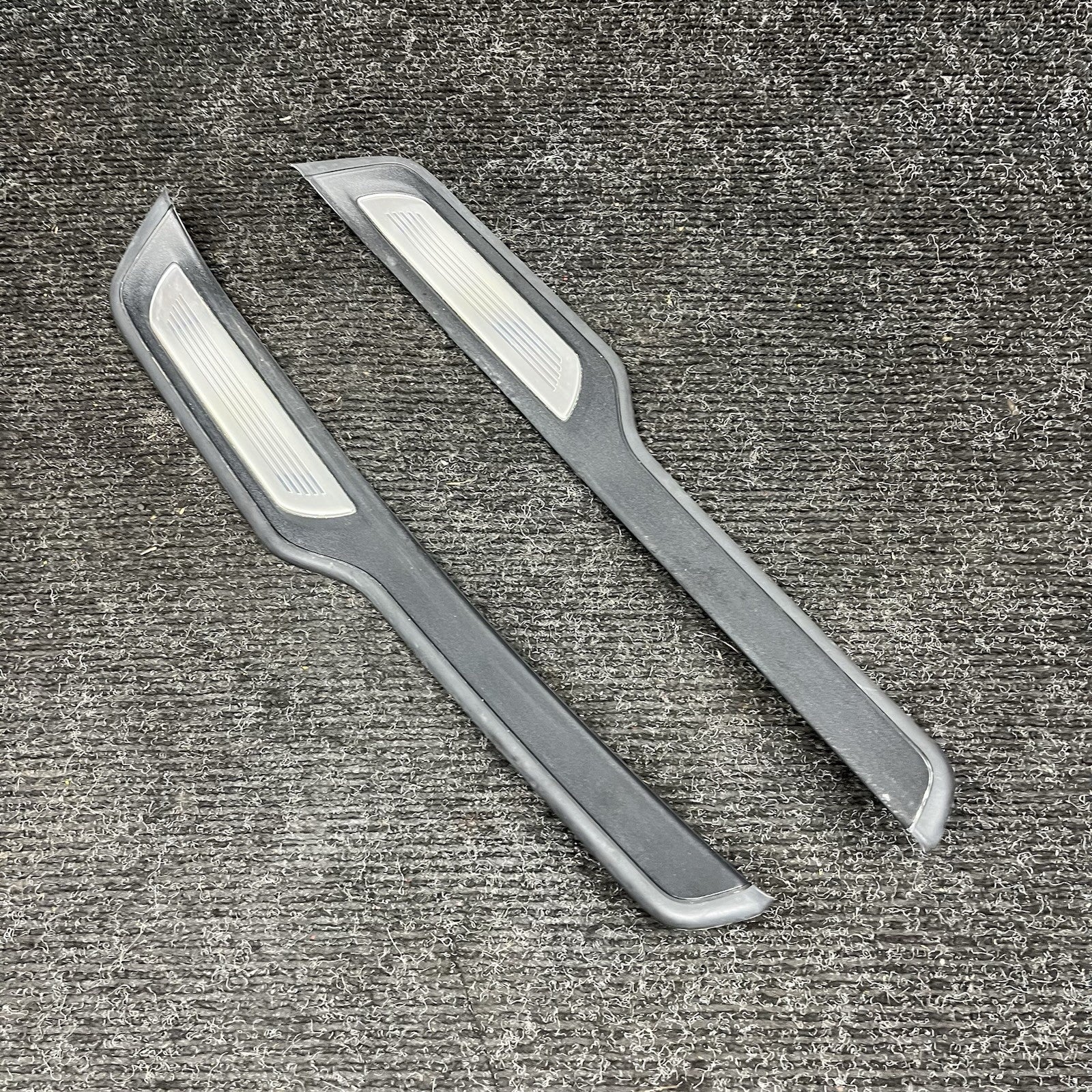 ☑️ 08-11 OEM BMW E90 M3 Door Sill Entrance Molding Trim Rear Left Right Pair