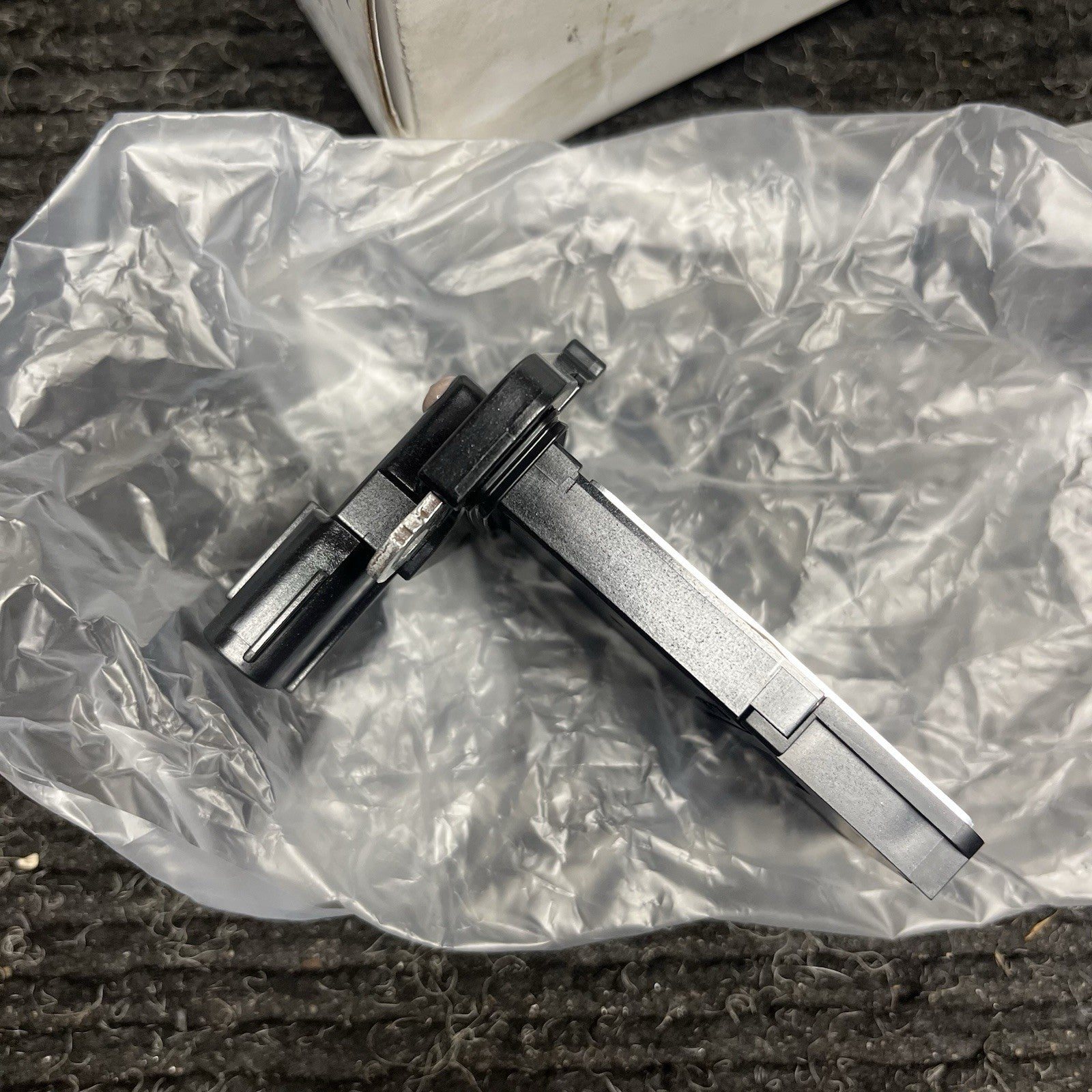 ☑️ Mass Air Flow Sensor Hitachi MAF0124