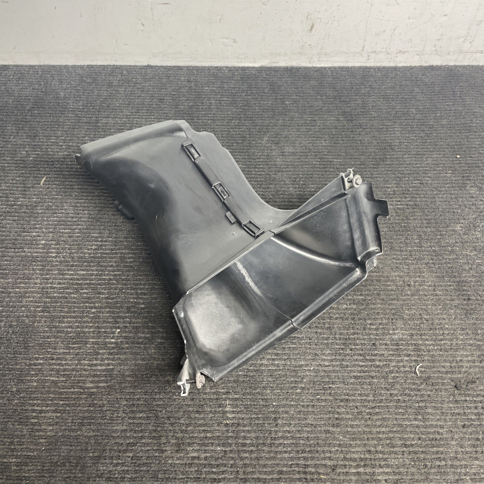 ☑️ 11-13 OEM BMW E92 E93 Front Left Driver Side M SPORT Air Duct Brake Vent