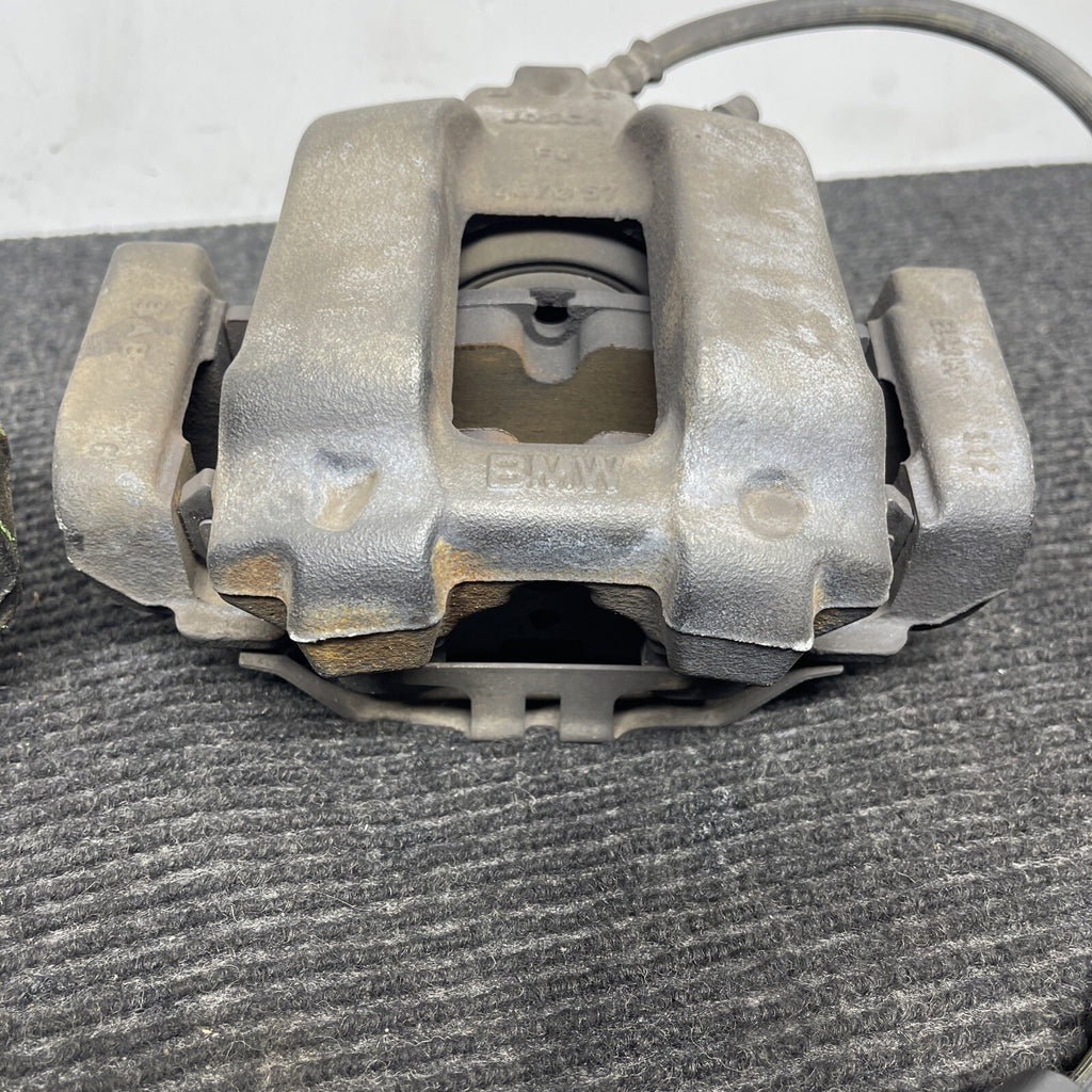 BMW F22 F30 F32 F36 FRONT RIGHT & LEFT SIDE BRAKE CALIPER SHOE CALIPERS OEM