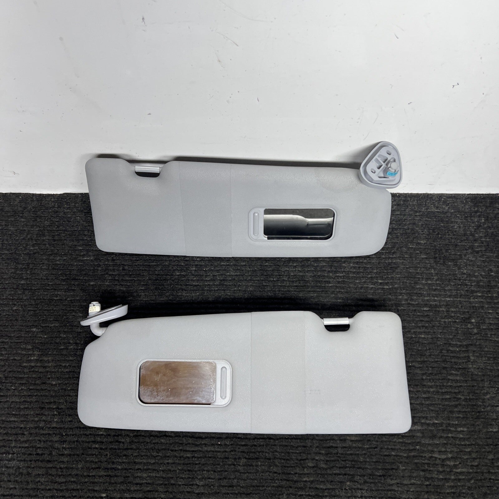 ☑️ BMW E82 128 135 Left Driver Upper Sun Shade Visor Blind Trim Set Cover Oem