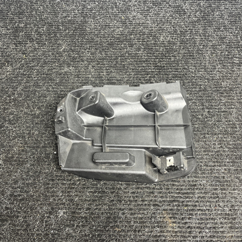 ☑️ 14-21 Maserati Ghibli Rear Left Bumper Mount Support Bracket OEM AK2404120