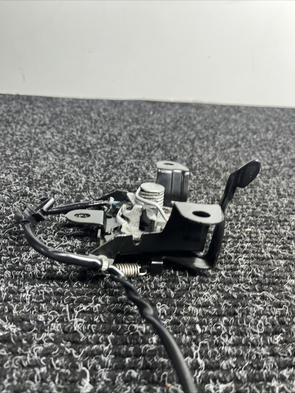 ☑️ 2022 - 2024 TOYOTA GR86 FRONT HOOD RELEASE OPEN LOCK LATCH ACTUATOR OEM